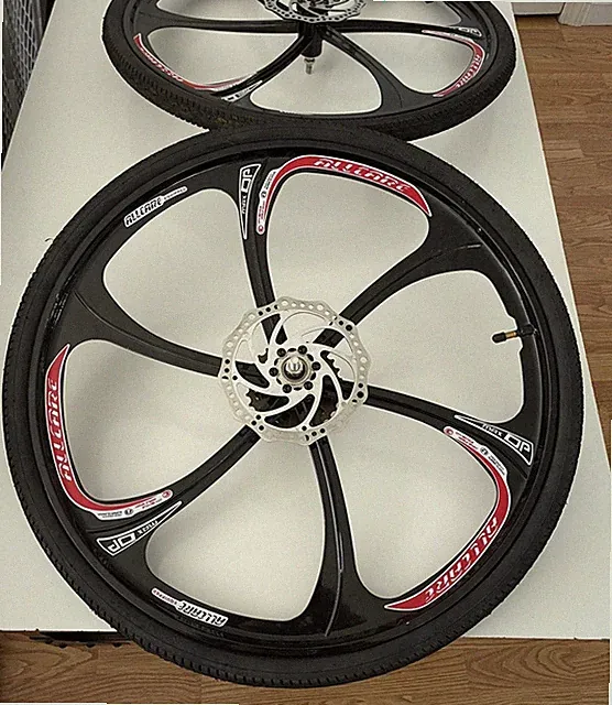 Bicycle Wheel Rims Disc Brake 6/7 Speed Gear Tire 26” x 1.50 700C Classic Sport