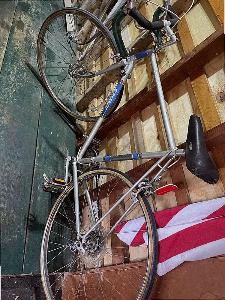 Raleigh road bike, Grand Prix model line. classic silver and blue color