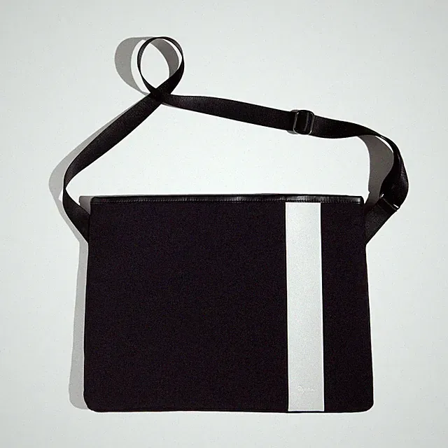 Rapha Classic Black W/ White Stripe Structured Zip Musette Cycling Shoulder Bag